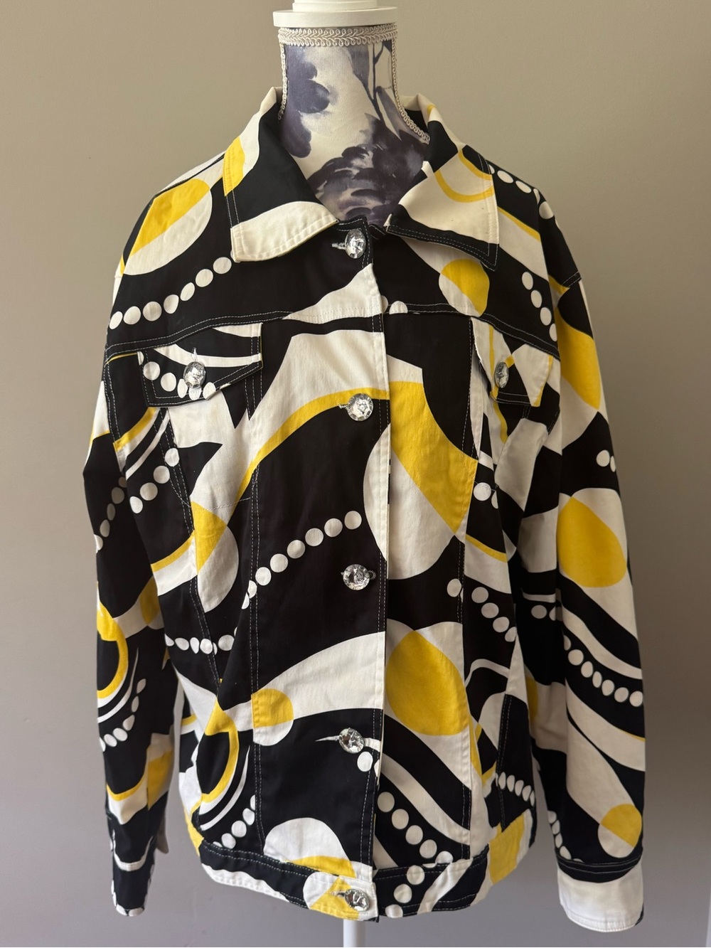 Vintage Annabelle Black, White & Yellow Graphic Jacket